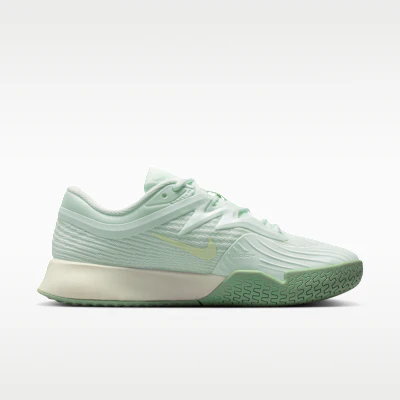(W) Nike Vapour Pro 3 微綠海玻璃蒸汽椰奶配色 FZ2158-301 Lookbook (W) Nike Vapour Pro 3 微綠海玻璃蒸汽椰奶配色 FZ2158-301