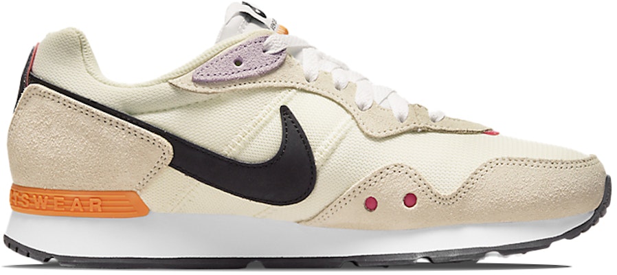 (W) Nike Venture Runner 'Leche de Coco Curry Claro' CK2948-107 Order (W) Nike Venture Runner 'Leche de Coco Curry Claro' CK2948-107