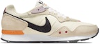 Order (W) Nike Venture Runner 'Susu Kelapa Kari Cerah' CK2948-107