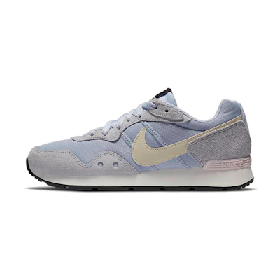 (W) Nike Venture RNNR 'Ghost'