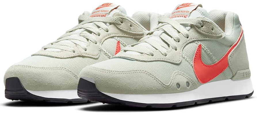 (Women) Nike Venture Runner 'Light Bone Magic Ember' CK2948-005 Lookbook (Women) Nike Venture Runner 'Light Bone Magic Ember' CK2948-005