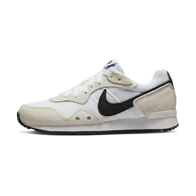 (W) Nike Venture RNNR 'White Black'