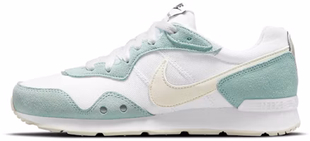 (Women) Nike Venture Runner /Green 'White' CK2948-300 (Women) Nike Venture Runner /Green 'White' CK2948-300