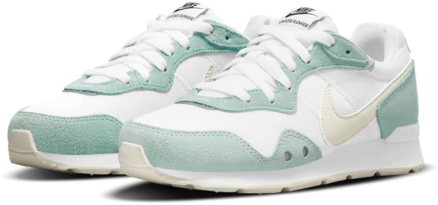(W) 耐克Venture Runner绿白色运动鞋 CK2948-300 Lookbook (W) 耐克Venture Runner绿白色运动鞋 CK2948-300