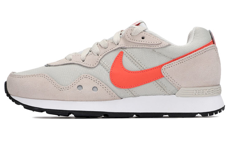 (Women) Nike Venture Runner Wide 'Light Bone Magic Ember' DM8454-005