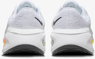 Sizing (Women) Nike Versair 'White Cyber Volt' DZ3547-101