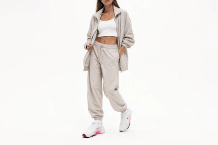 Order (Women) Nike Versair 'White Fierce Pink' DZ3547-100