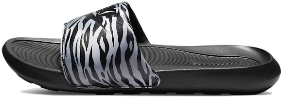 (Women) Nike Victori One Printed Slide 'Black Metallic Silver' CN9676-011 (Women) Nike Victori One Printed Slide 'Black Metallic Silver' CN9676-011