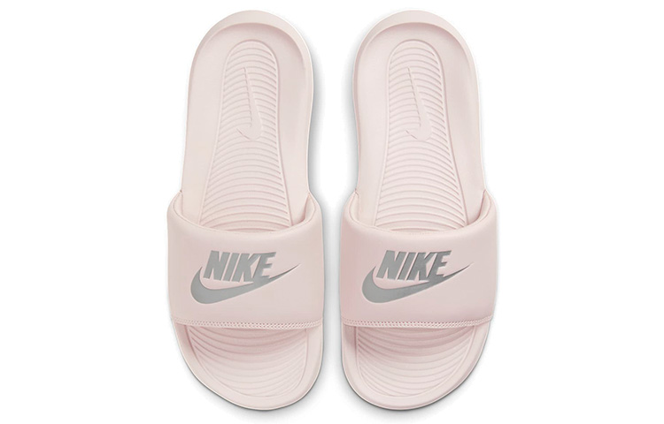 Lookbook (W) Nike Victori One Slide 'Barely Rose' Wanita CN9677-600