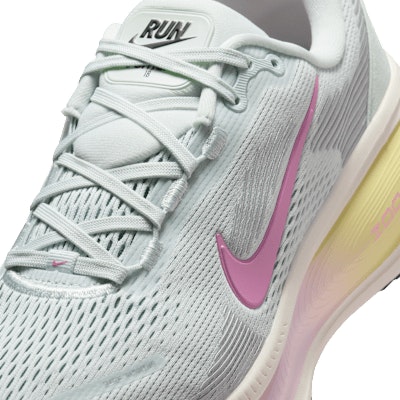 (Women) Nike Vomero 18 Barely Gray/Pale Ivory/Cannon/Playful Pink IH3634-099 Sizing (Women) Nike Vomero 18 Barely Gray/Pale Ivory/Cannon/Playful Pink IH3634-099