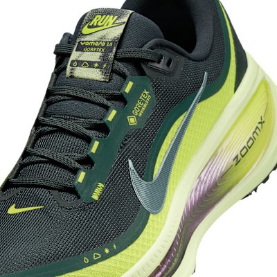 Sizing (W) Nike Vomero 18 GORE-TEX Rumput Laut/Lime Muda/Cyber/Rumput Laut HQ7002-300