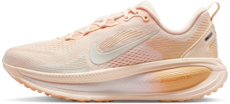 women-nike-vomero-18-guava-ice-orange-choco-sale-hm-6804-800