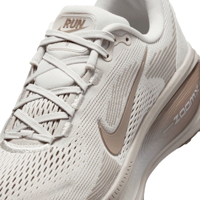 (Women) Nike Vomero 18 HM6804-003 Sizing (Women) Nike Vomero 18 HM6804-003