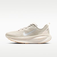 (Women) Nike Vomero 18 Light Bone/Arctic Orange/Iced Peach/Metallic Silver HM6804-012 (Women) Nike Vomero 18 Light Bone/Arctic Orange/Iced Peach/Metallic Silver HM6804-012