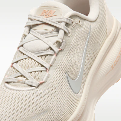 (W) Nike Vomero 18 淺骨色/北極橘/冰桃色/金屬銀 HM6804-012 Sizing (W) Nike Vomero 18 淺骨色/北極橘/冰桃色/金屬銀 HM6804-012