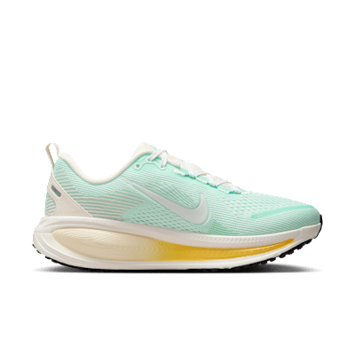 Lookbook (W) ナイキ ヴォメロ 18 ミントフォーム/セイル/トパーズゴールド/ブリーチターコイズ IH7349-331