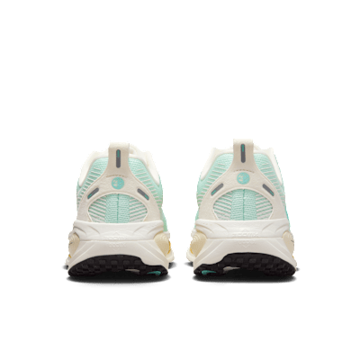 Details for (W) ナイキ ヴォメロ 18 ミントフォーム/セイル/トパーズゴールド/ブリーチターコイズ IH7349-331