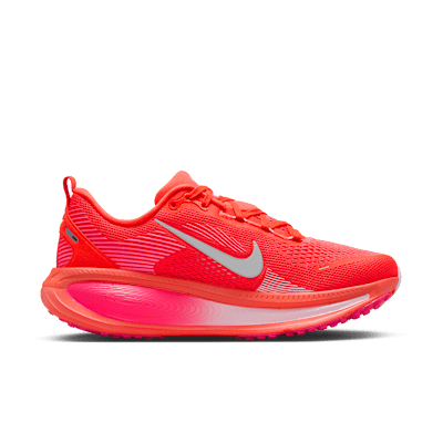 Shop (W) Nike Vomero 18 跑鞋 鮮紅/超粉/粉泡沫/白色 HM6804-603