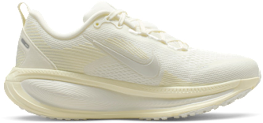 (W) Nike Vomero 18 Sale/Coconut Milk/Putih/Summit White HM6804-110 Lookbook (W) Nike Vomero 18 Sale/Coconut Milk/Putih/Summit White HM6804-110