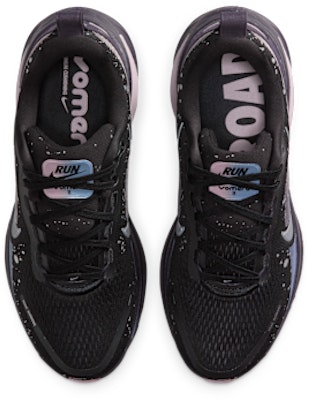 (W) Nike Vomero 18 SE Negro/Púrpura Cueva/Gris Ceniza/Gris Oscuro Metálico HV1779-001 Shop (W) Nike Vomero 18 SE Negro/Púrpura Cueva/Gris Ceniza/Gris Oscuro Metálico HV1779-001