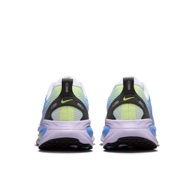 Sizing (W) Nike Vomero 18 SE Scarpe Running IB5169-500