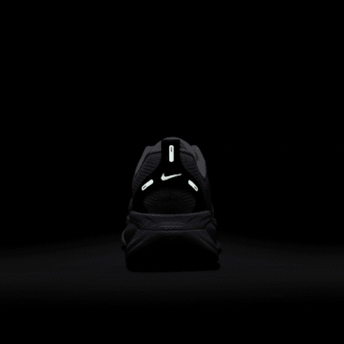 (Women) Nike Vomero 18 SE