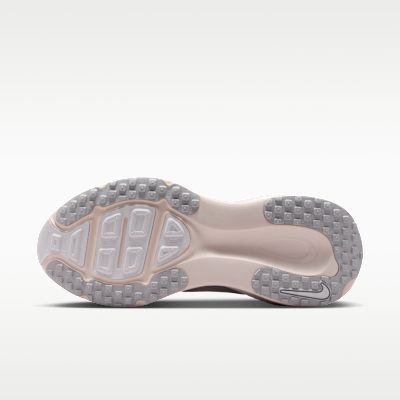 Order (W) Nike Vomero 18 SE Phantom/Grijs Fog/Metallic Zilver/Summit Wit IM8330-001