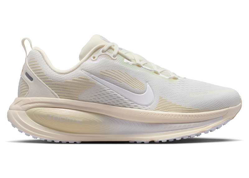 Buy (W) Nike Vomero 18 Putih Chalk Sea Glass IO9915-100