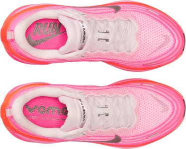 (W) Nike Vomero Plus 'Hyper Pink' Sepatu Running Wanita HV8154-604 Shop (W) Nike Vomero Plus 'Hyper Pink' Sepatu Running Wanita HV8154-604