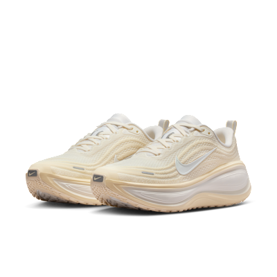 Details for (W) Nike Vomero Plus Venta/Beige Claro/Alabastro/Blanco Summit HV8154-105