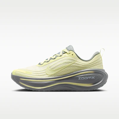 women-nike-vomero-plus-se-lifeline-smoke-gray-bust-gray-lifeline-iq-3440-751