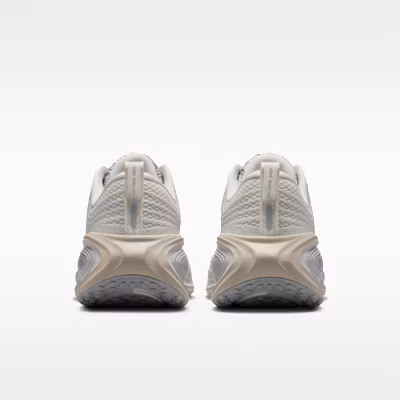 (W) Nike Vomero Plus SE 幻影灰霧淡煙灰峰白 全天候跑鞋 IM8331-001 Details for (W) Nike Vomero Plus SE 幻影灰霧淡煙灰峰白 全天候跑鞋 IM8331-001