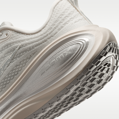 Cheap (W) Nike Vomero Plus SE 幻影灰霧淡煙灰峰白 全天候跑鞋 IM8331-001
