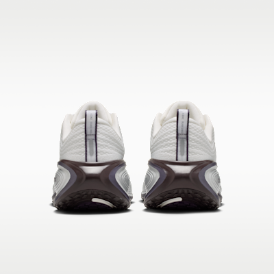 Details for (W) Nike Vomero Plus Blanco Summit/Plata Metálica/Burdeos Ash/Volt Suave IR7597-170