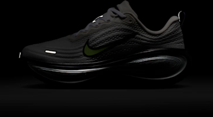 (W) Nike Vomero Plus Blanco Summit/Plata Metálica/Burdeos Ash/Volt Suave IR7597-170 1