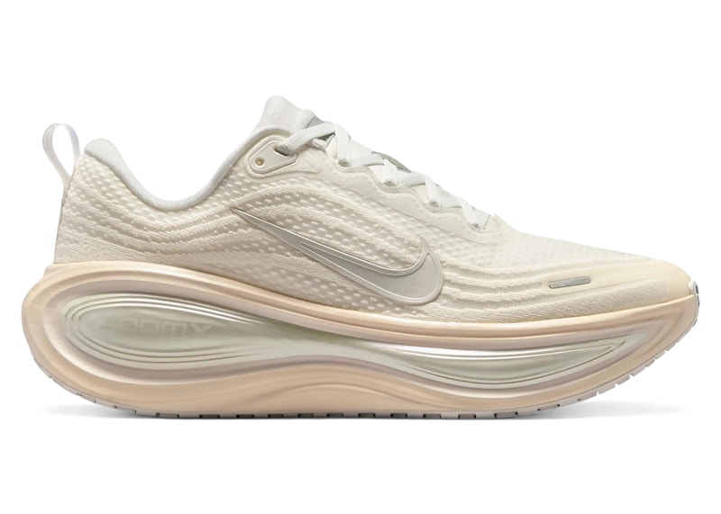 (Women) Nike Vomero Plus Summit White Phantom Chalk IO9916-100