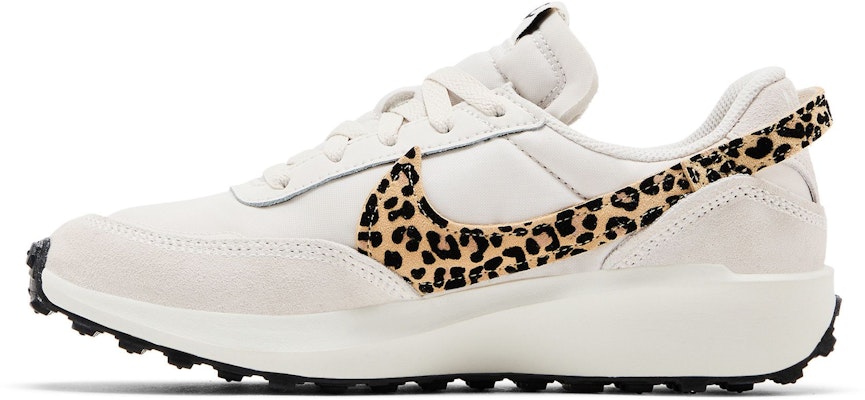 (W) ナイキ ワッフル デビュー『レオパード』 HF1856-001 Lookbook (W) ナイキ ワッフル デビュー『レオパード』 HF1856-001