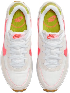 (W) Nike Waffle Debut 'Putih Hot Punch' FJ4572-100 Shop (W) Nike Waffle Debut 'Putih Hot Punch' FJ4572-100
