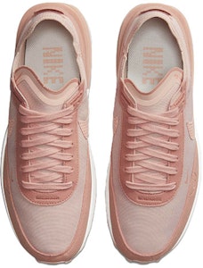 Nike Waffle One Ess 復古運動休閒鞋 女款 牛津粉 Shop Nike Waffle One Ess 復古運動休閒鞋 女款 牛津粉