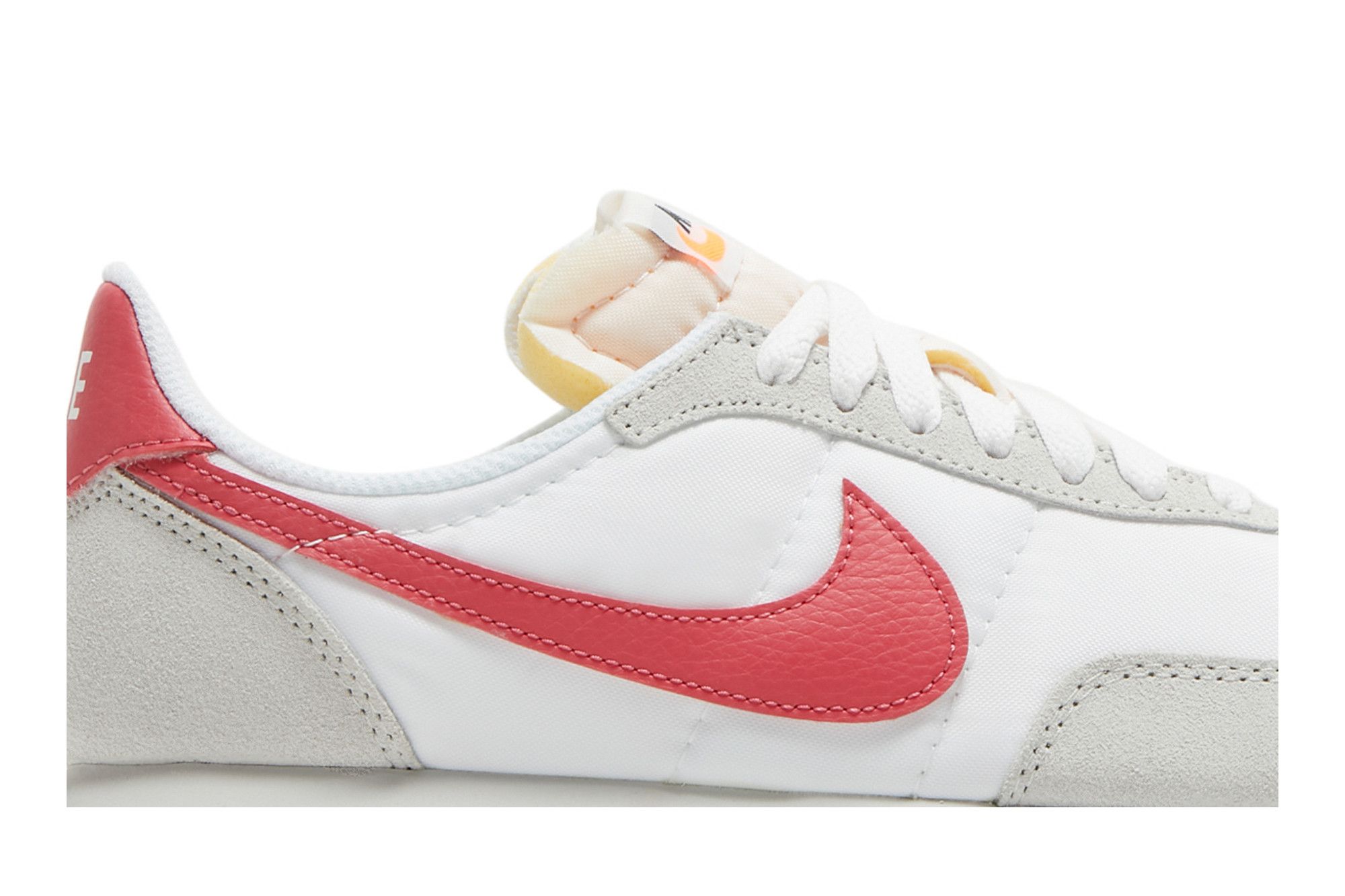 Lookbook (W) Nike Waffle Trainer 2 ''Photon Dust Archaeo Pink'' Sneakers DA8291-003
