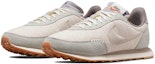 Lookbook (W) Nike Waffle Trainer 2 SE 'Light Ivory White' Putih Ivory DO2345-120