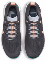 Shop Nike Wildhorse 7 低筒 跑步鞋 女款 黑粉綠
