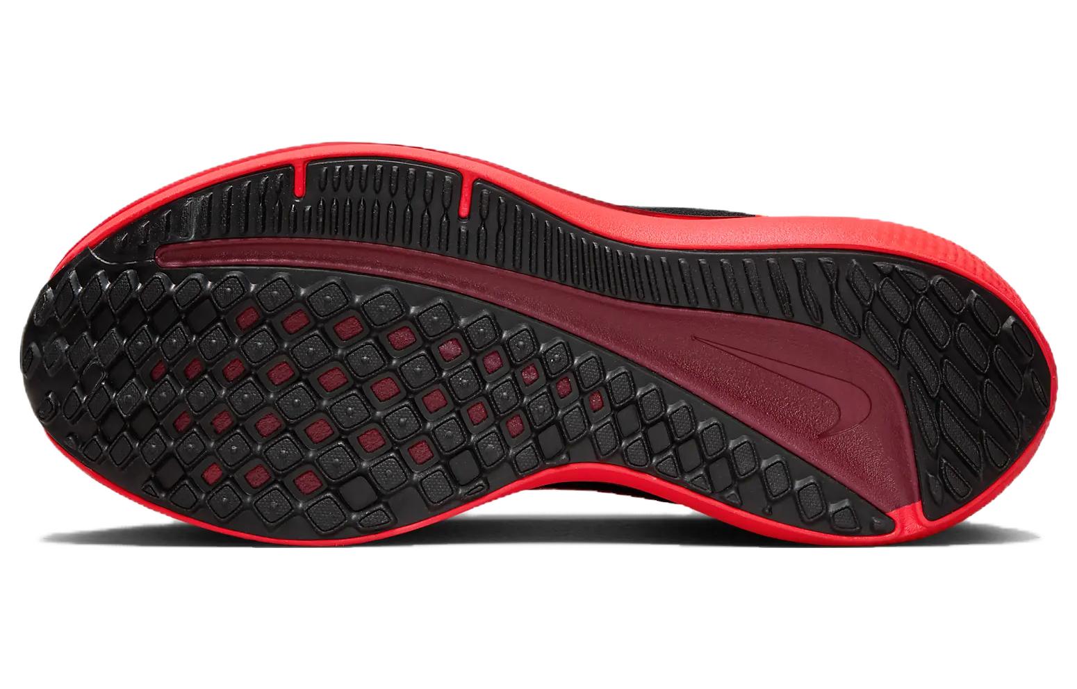 Details for (W) Nike Winflo 10 ''Schwarz Helles Krepprot'' DV4023-004