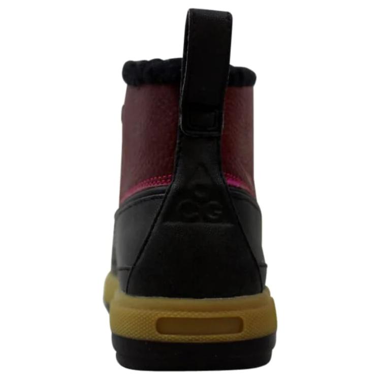 Shop (W) Nike Woodside Chukka 2 ''Fireberry'' 537345-660