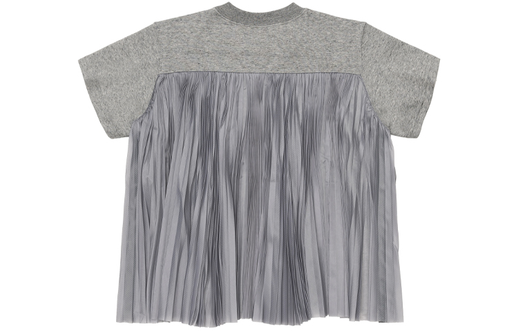 Lookbook (W) Nike x Sacai 可調後褶灰色圓領T恤 美國限定版 CV5716-063