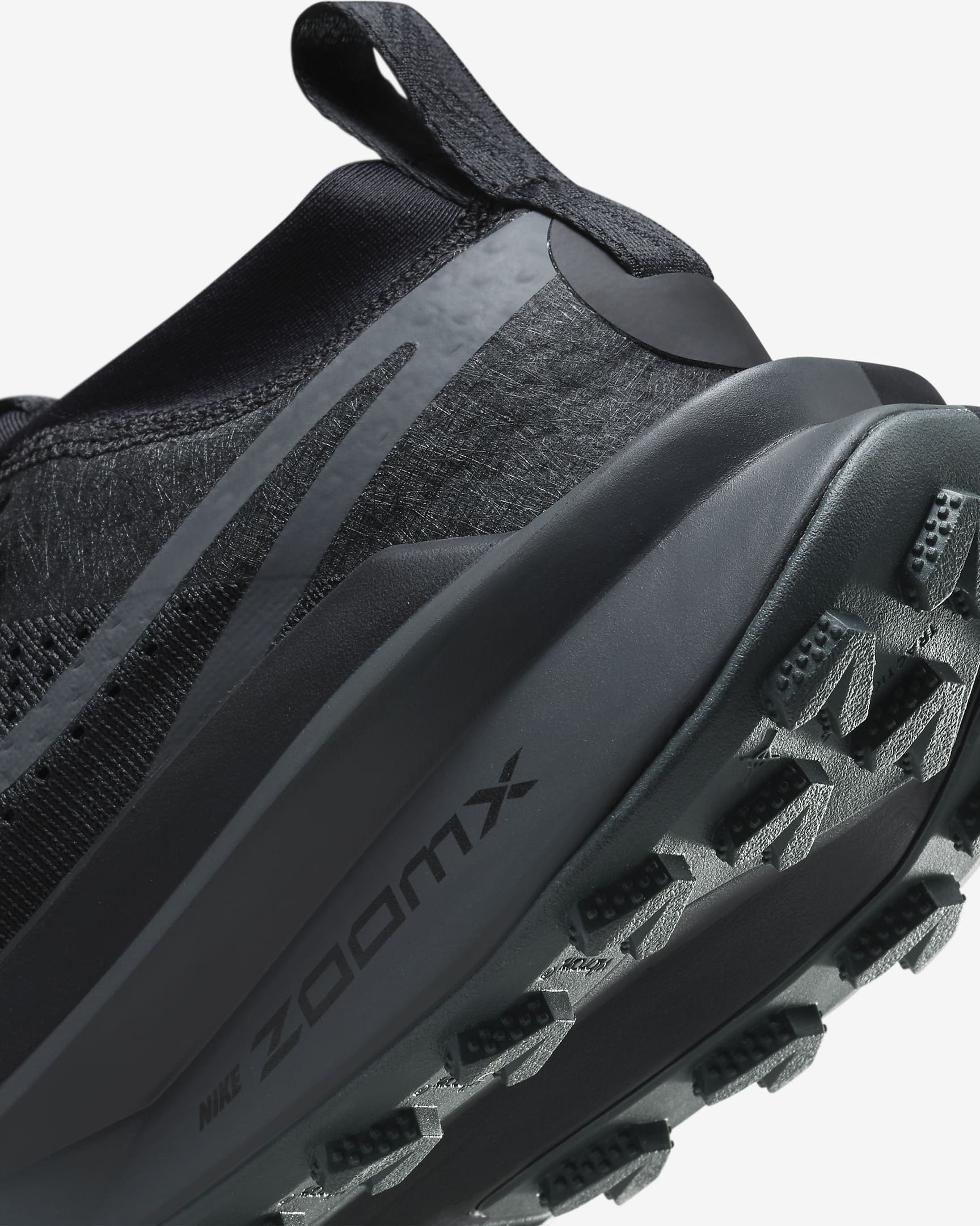 Cheap (W) Nike Zegama 2「黑色金屬鉑金」 FD5191-003