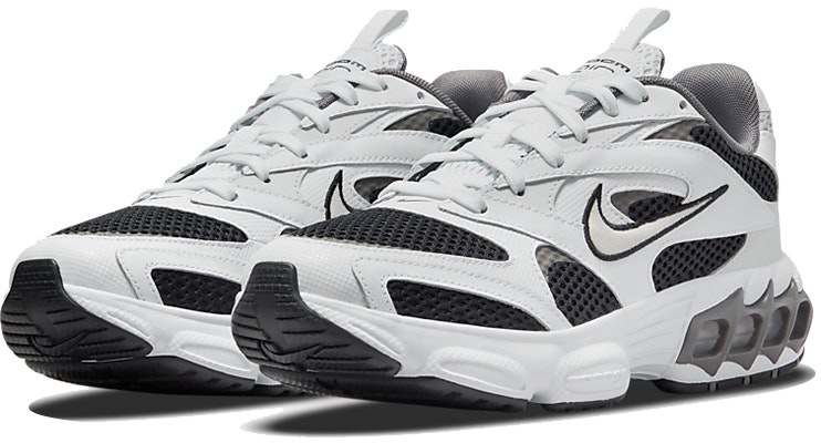 (W) Nike Zoom Air Fire 'Photon Dust Pewter' dalam warna Kelabu Putih. CW3876-004 Lookbook (W) Nike Zoom Air Fire 'Photon Dust Pewter' dalam warna Kelabu Putih. CW3876-004