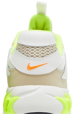 (W) Nike Zoom Air Fire 'Summit White Volt' Putih Hijau Fluoresen CW3876-104 Sizing (W) Nike Zoom Air Fire 'Summit White Volt' Putih Hijau Fluoresen CW3876-104