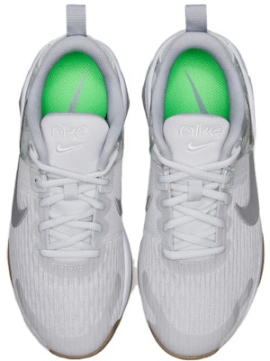 Nike Zoom Bella 6 防滑耐磨輕便 低筒 訓練鞋 女款 灰銀 Shop Nike Zoom Bella 6 防滑耐磨輕便 低筒 訓練鞋 女款 灰銀