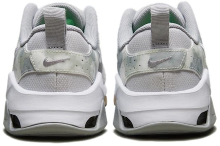 (W) ナイキ ズーム ベラ 6 プレミアム "フォトン ダスト" DV9017-001 Purchase (W) ナイキ ズーム ベラ 6 プレミアム "フォトン ダスト" DV9017-001